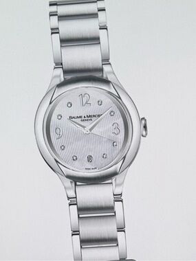 Baume & Mercier Stainless Steel Ladies Watch, llea 8769, model MOA8769 w box